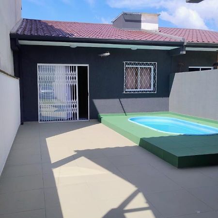 Villa Casa A 300 Metros Do Mar Com Piscina Guaratuba Exterior foto